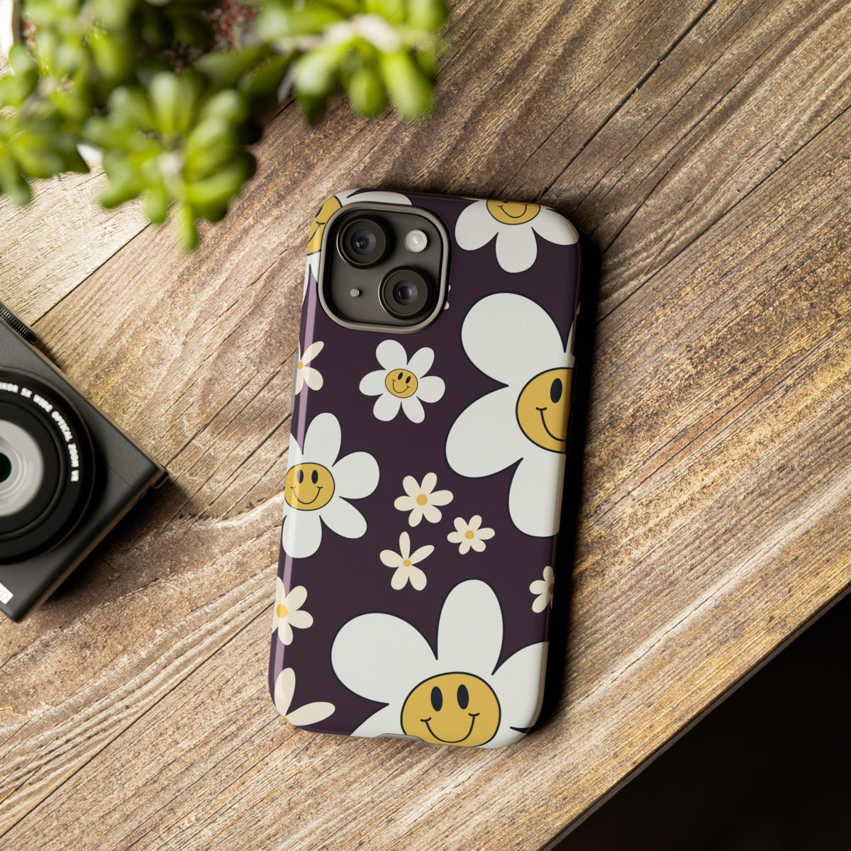 Fun Retro Daisy Pattern with Purple Background Phone Case - Purple Phone Case