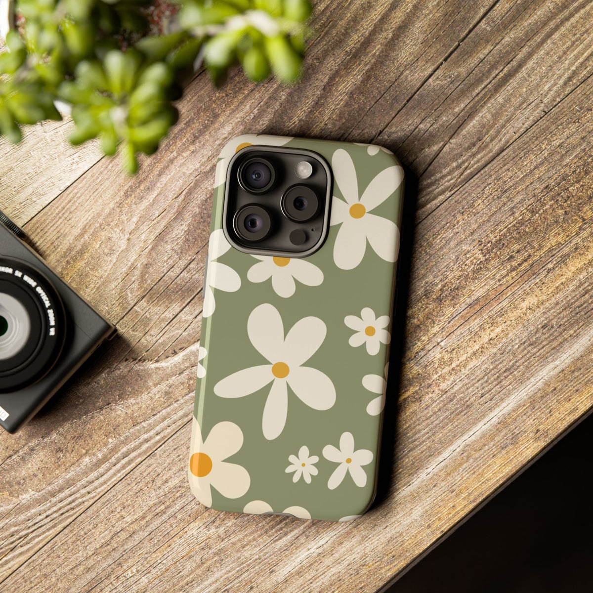Chic Green Daisy Pattern Phone Case - Green Phone Case