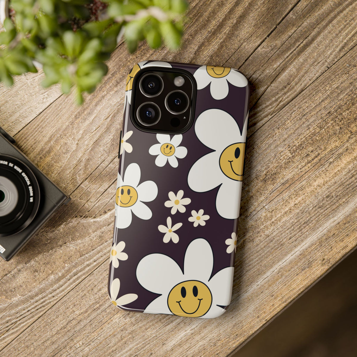 Fun Retro Daisy Pattern with Purple Background Phone Case - Purple Phone Case