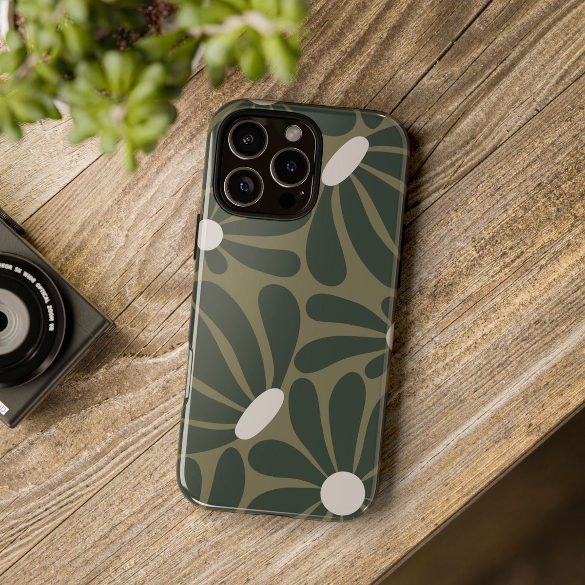 Retro Olive Green Daisy Pattern Phone Case - Green Phone Case