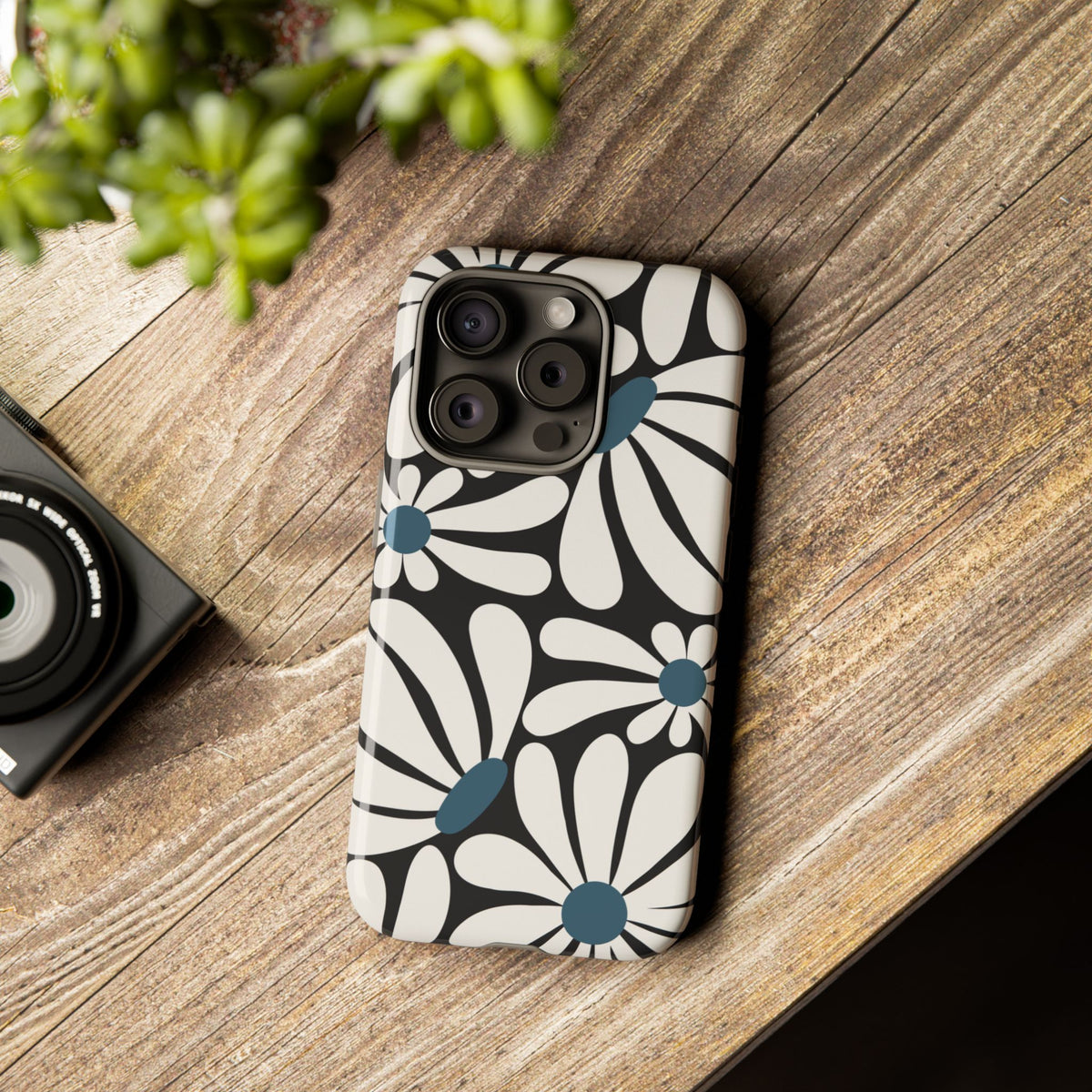 Retro Black Daisy Pattern Phone Case - Black Phone Case