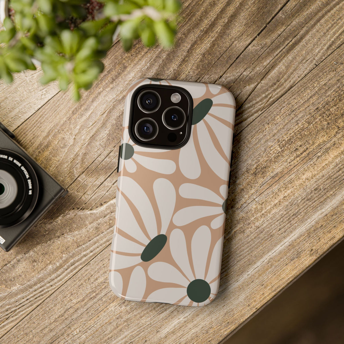 Retro Beige & White Daisy Pattern Phone Case - Beige Phone Case