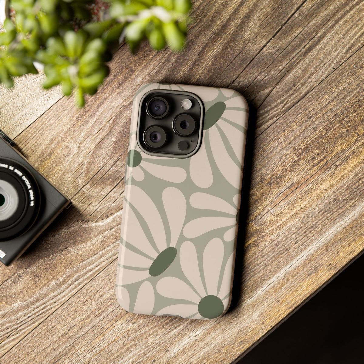 Retro Cream & Green Daisy Pattern Phone Case - White Phone Case