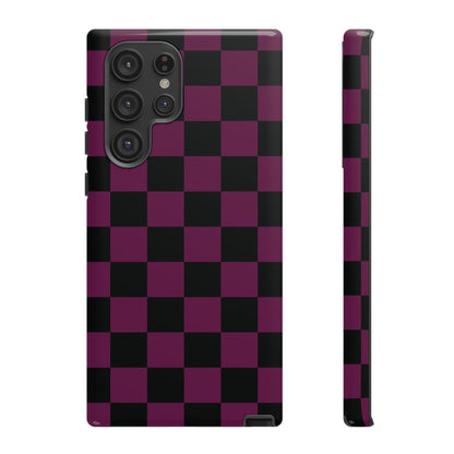 Trendy Plum & Black Checked Pattern Phone Case - Purple Phone Case - Samsung Galaxy S22 Ultra / Glossy