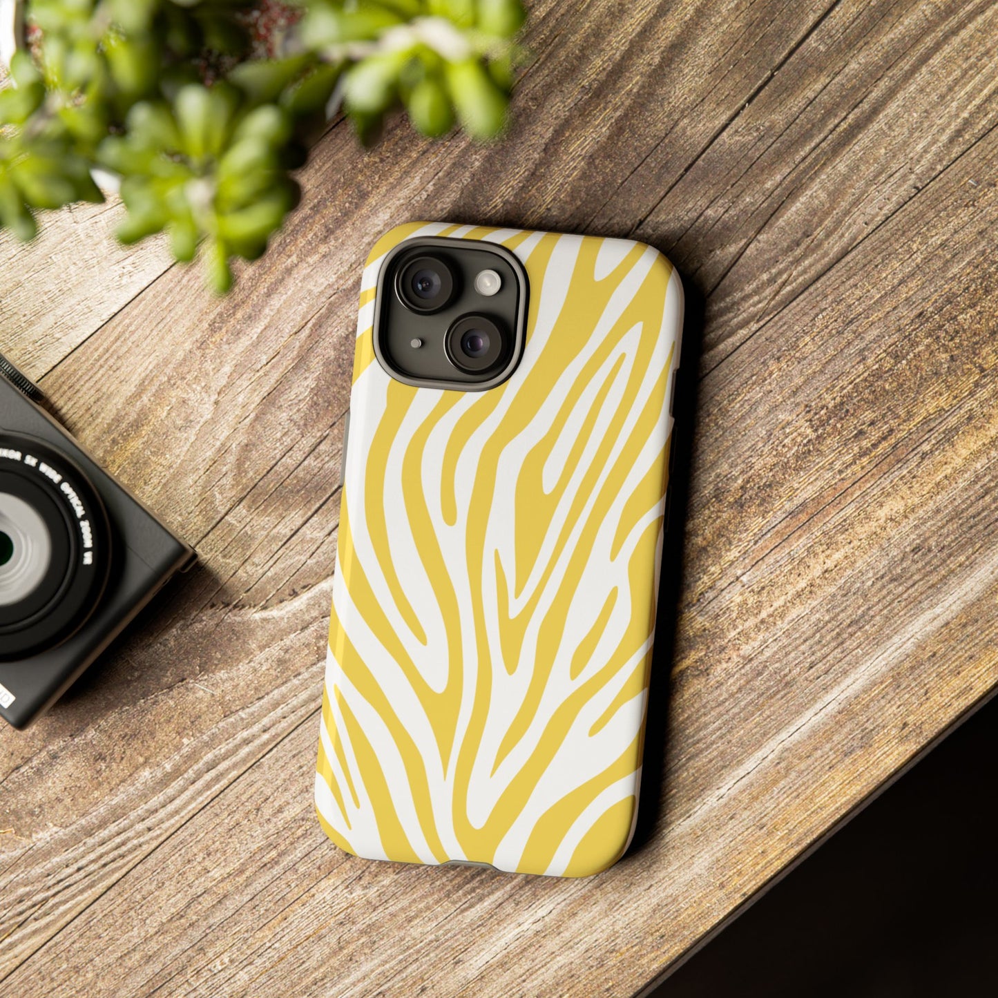 Graphic Yellow Tiger Print Phone Case