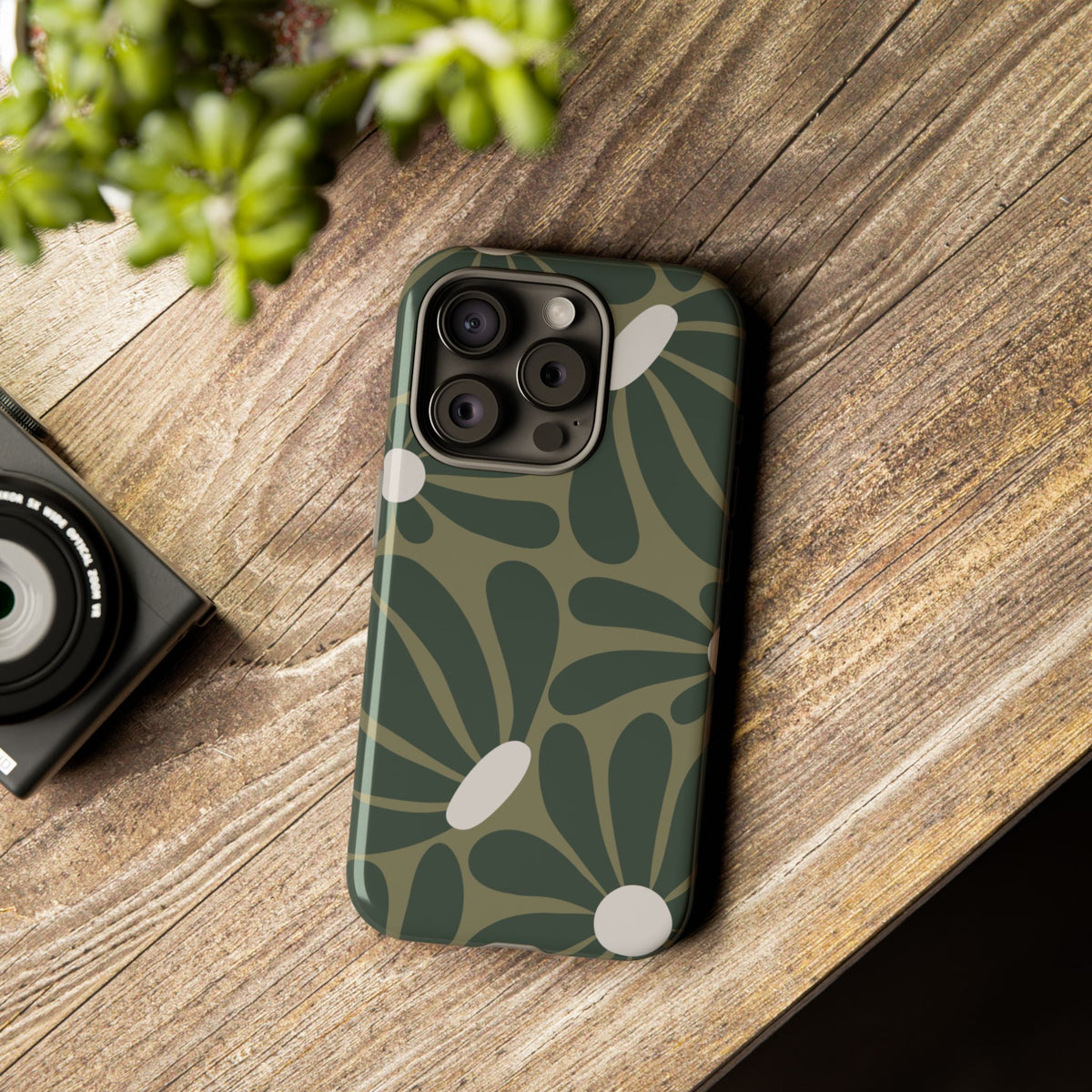 Retro Olive Green Daisy Pattern Phone Case - Green Phone Case