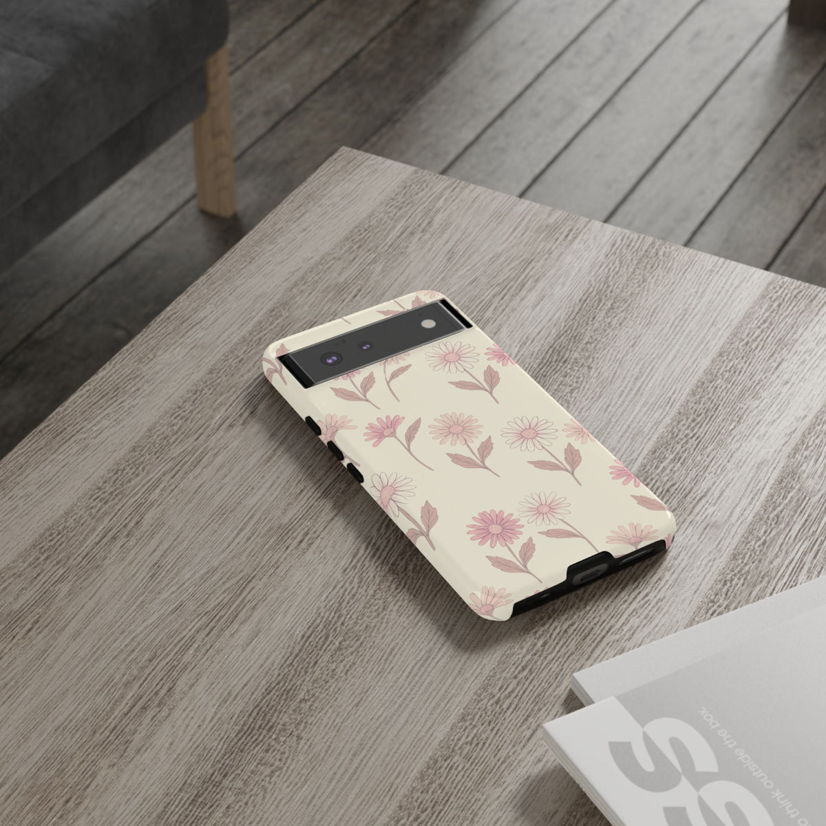 Pretty Blush Daisy Pattern Phone Case